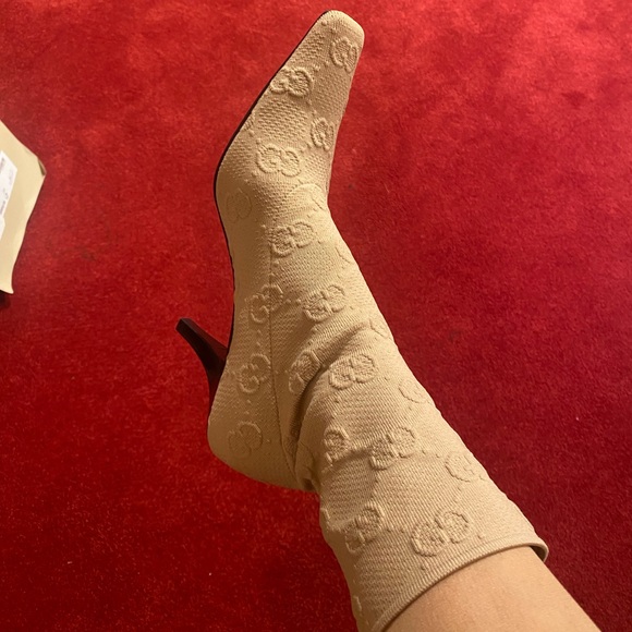 Gucci Knit Ankle Boots in Nude - Picture 3 of 5